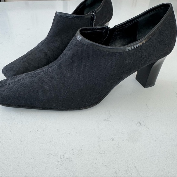 Coach Daphne leather bootie, vintage y2k - Picture 3 of 11